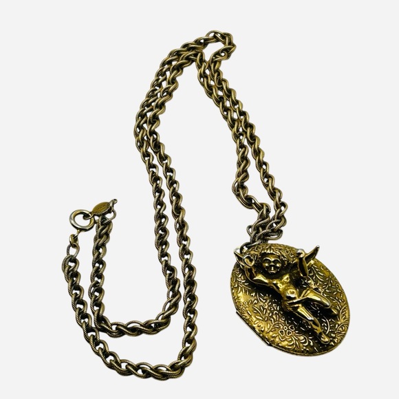 Vintage Accessocraft NY Locket with Cherub Necklace - Picture 1 of 5